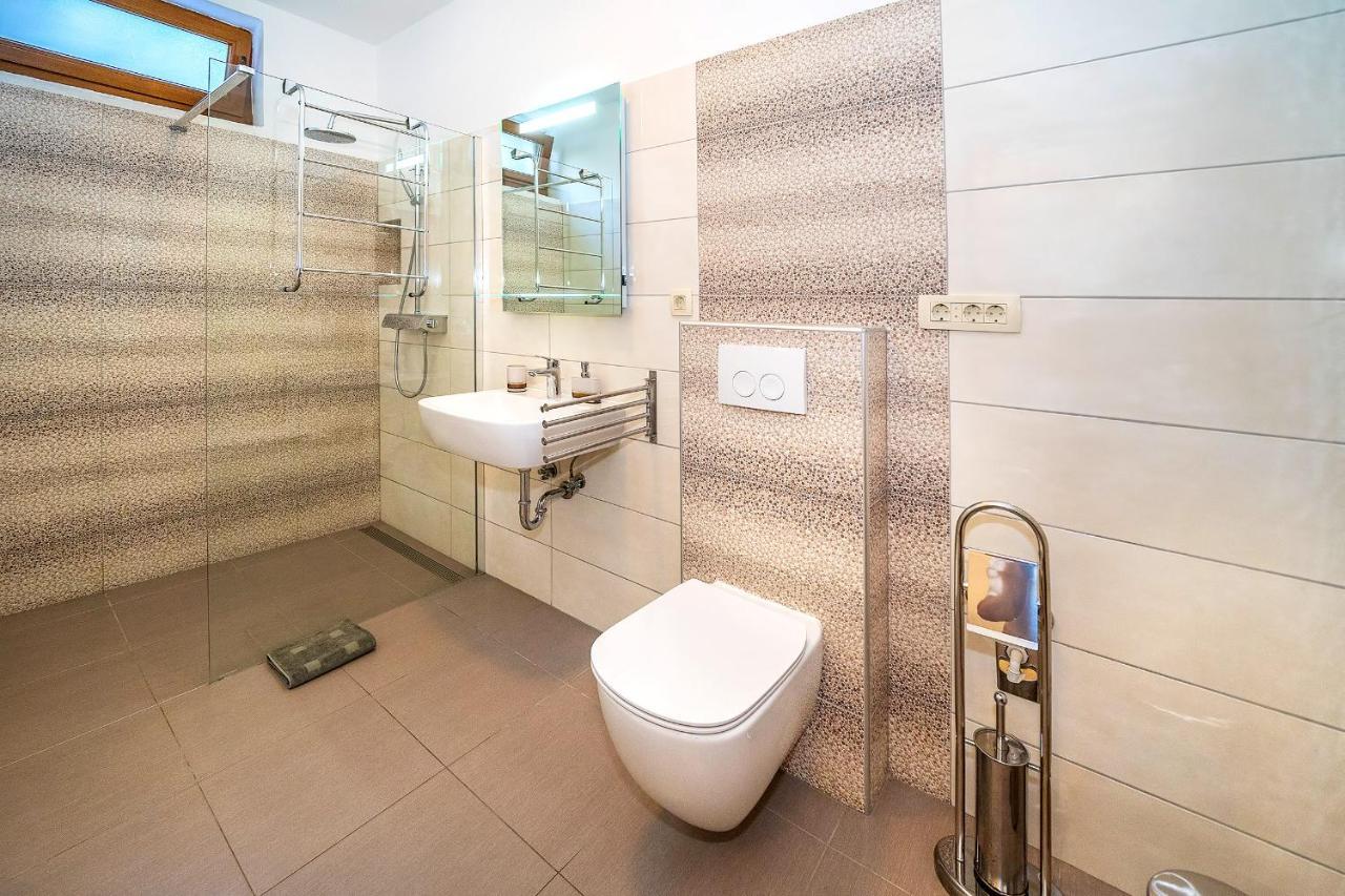 Apartmant Ivan Malinska Esterno foto