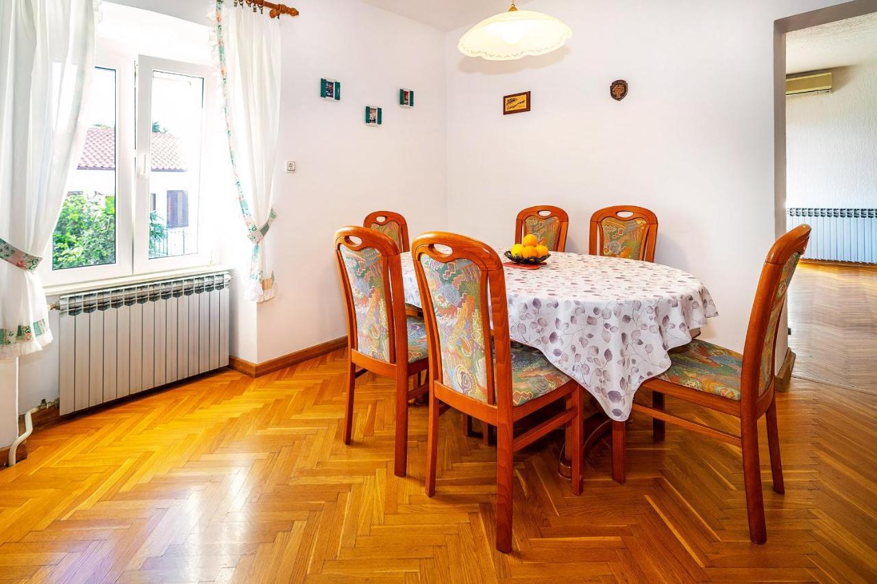 Apartmant Ivan Malinska Esterno foto